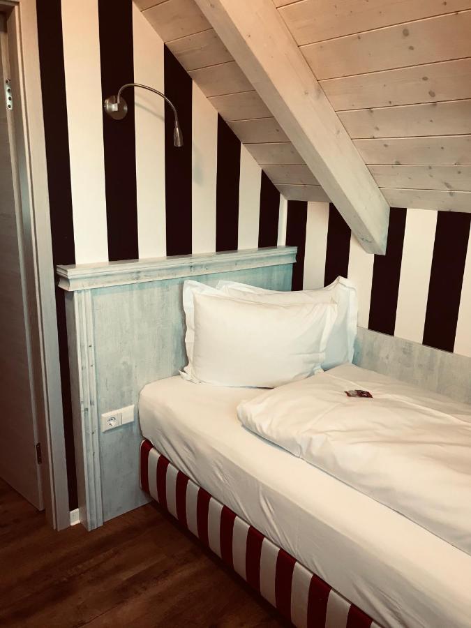 Der Leuchtturm-Gastro Gmbh Hotell Geierswalde Eksteriør bilde